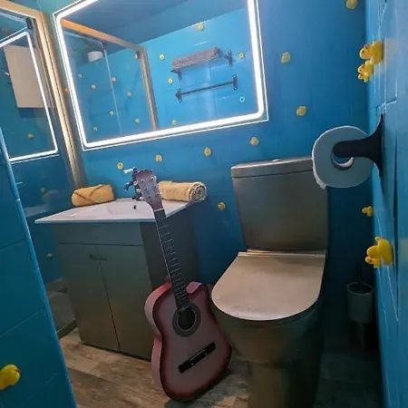 Διαμέρισμα Tiny Smart Home, Private Garden & Outside Jacuzzi. Center Sintra!